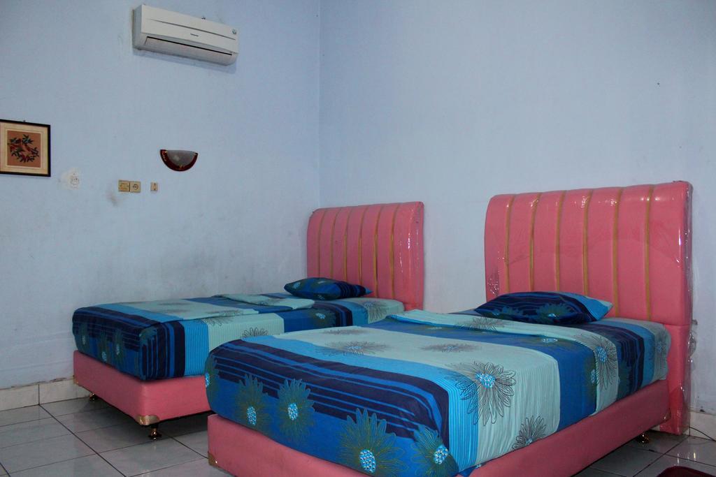 Hotel Indonesia Pekalongan Extérieur photo