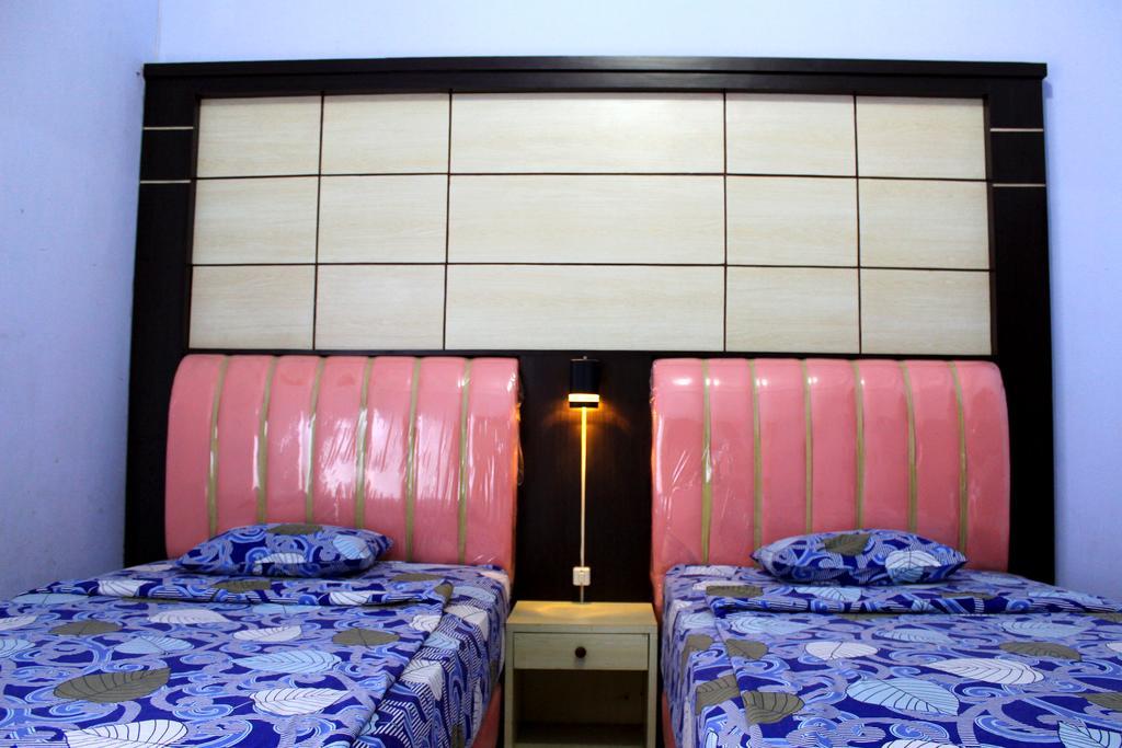 Hotel Indonesia Pekalongan Extérieur photo